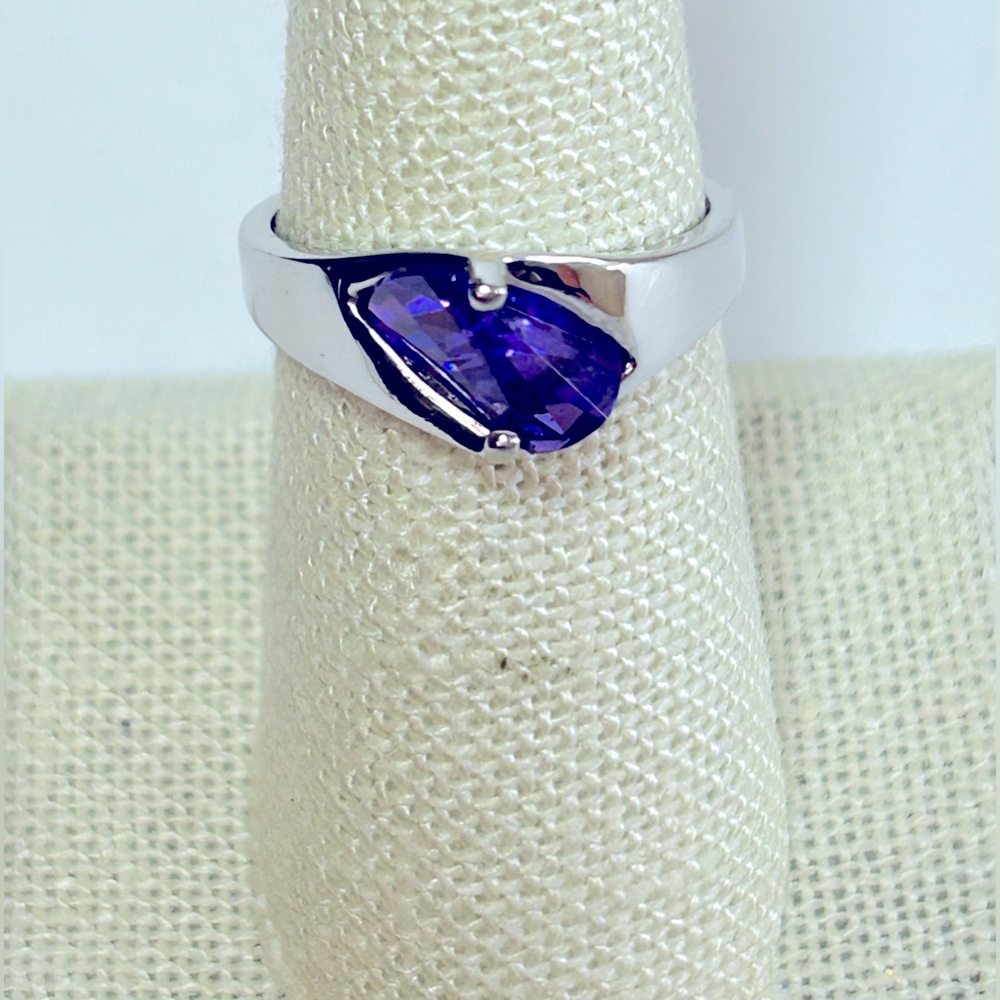 Stunning Amethyst 18k GE SRC Size 7 - Picture 5 of 10